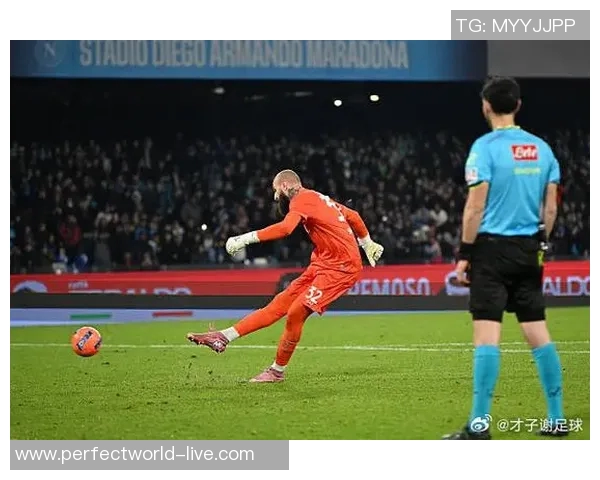 德甲激战那不勒斯5-0巴萨点球大战瞬间点燃全场激情与战术解析