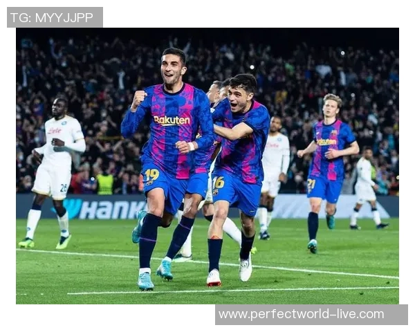 西甲激战巴萨大胜尤文图斯争议判罚引发全场热议