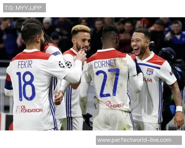 世界杯波尔图与里昂激战成平局点球大战引发全场狂欢与转会传闻