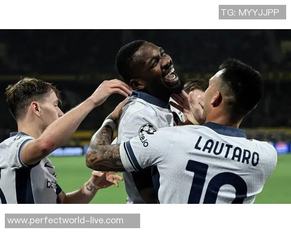 国米大胜里昂五球逆转引发全场狂欢转会传闻再度升温